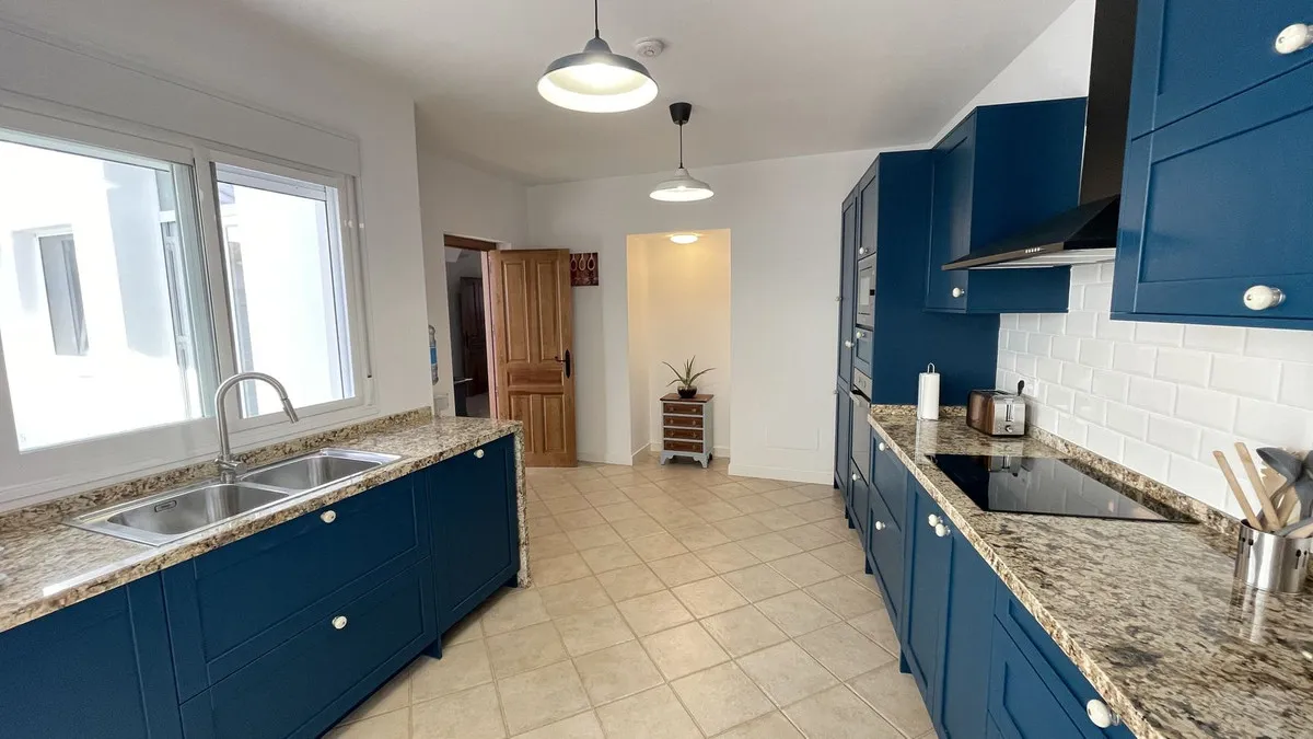 d036efa8-892d-4dda-a53c-70436ec73cfe