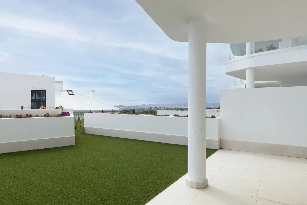 1763531b-ef42-4d6a-a762-2ed849f91609