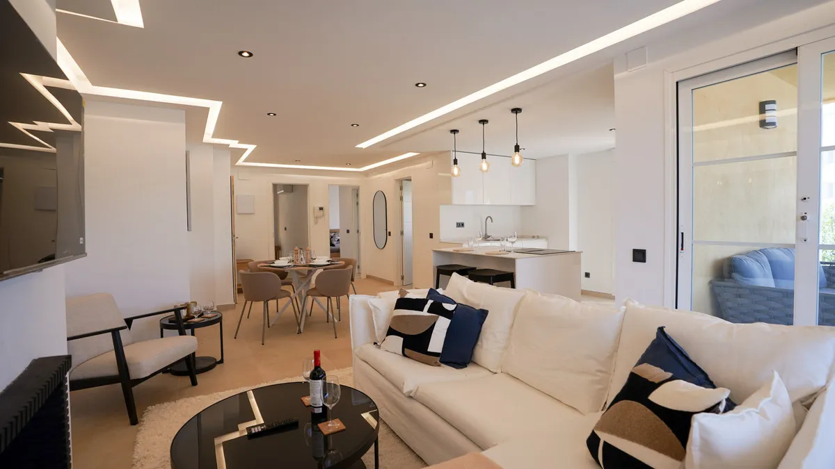 3cd953ba-16cd-4d73-a4f7-3dcd1cc05693