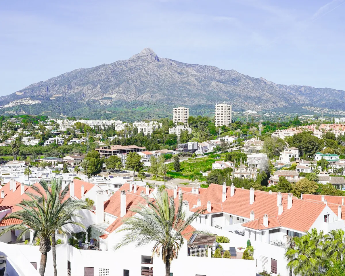 d96a0957-b9a1-4265-b892-87457e09bd51