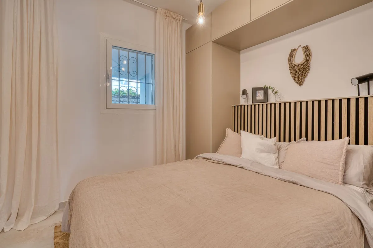 03283565-2257-4801-88bd-1fec65775a7c