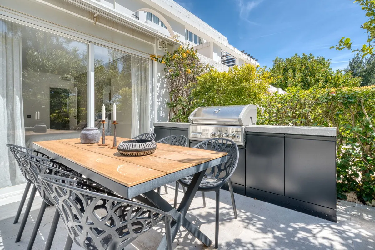 43b45c4a-9ea6-4883-8bae-2a67c4c831a9