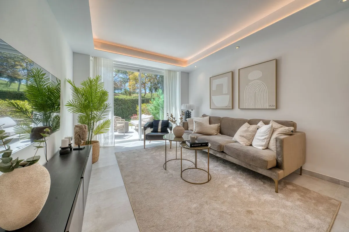 5f44ad11-417b-4944-ae36-36118e9e0b30