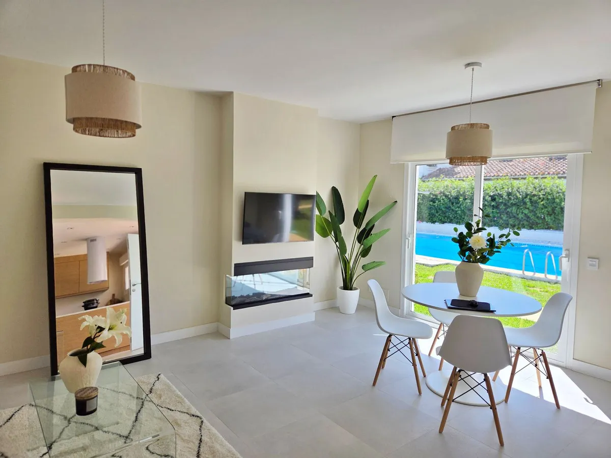 0bf3db80-c6e7-4cc9-96e9-8fa9bbacafa1