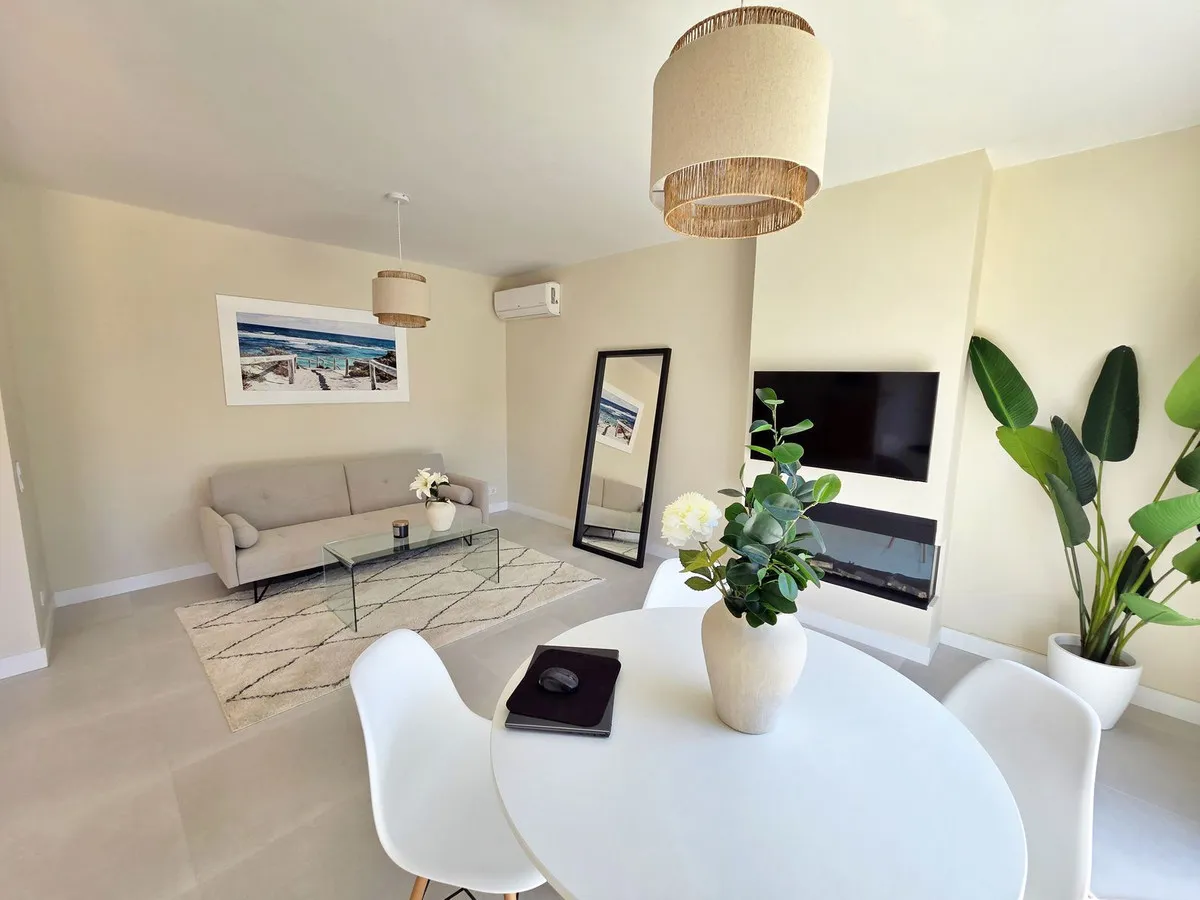 0d90f950-cf2e-4021-8dbf-60f49ebc1125