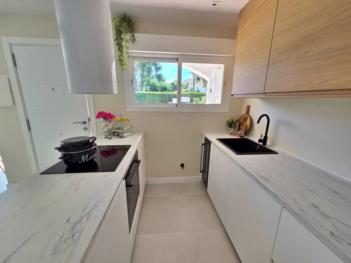 2c2a8365-6f67-4c34-9141-c8ad78784581