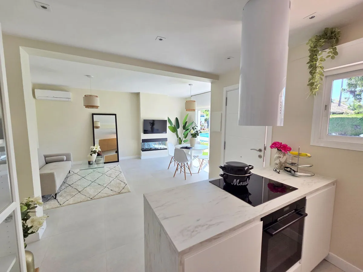 e5fc6703-ab19-4f55-9735-b37e346e200d