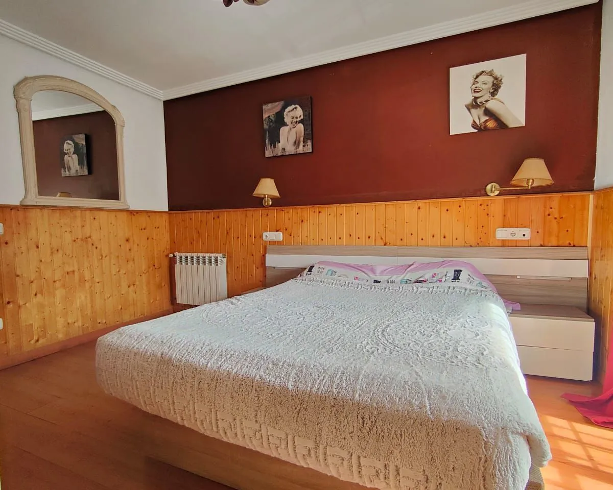 e824e705-da90-48e7-ab05-fd6247024f14