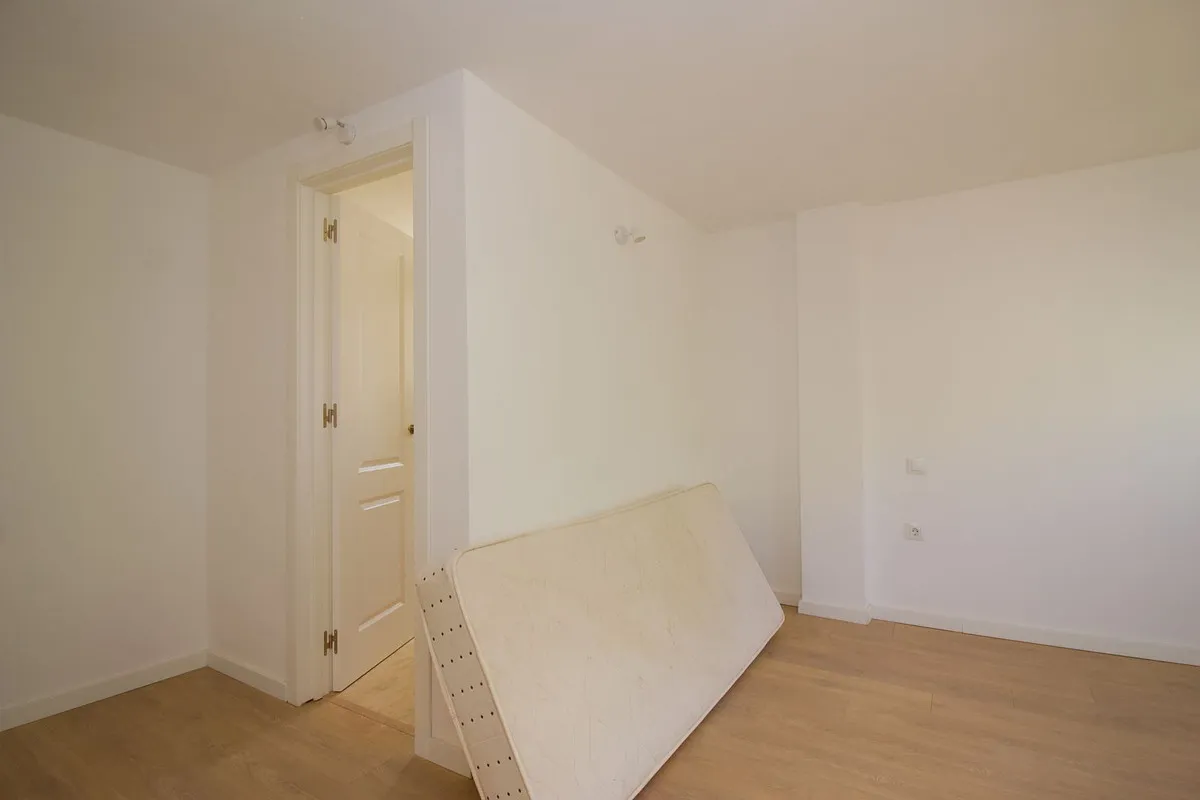 081e3c04-5aba-4f8c-b49e-b3461e391449