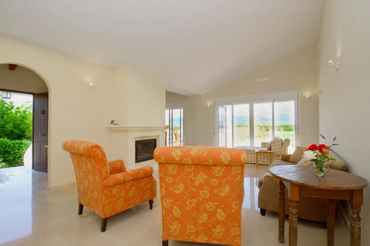 33f99620-7c69-4783-a2e4-801b16e6b345