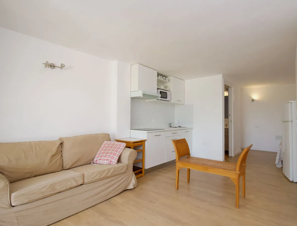 3984f17f-9c54-4d73-96de-1e68483bdcec