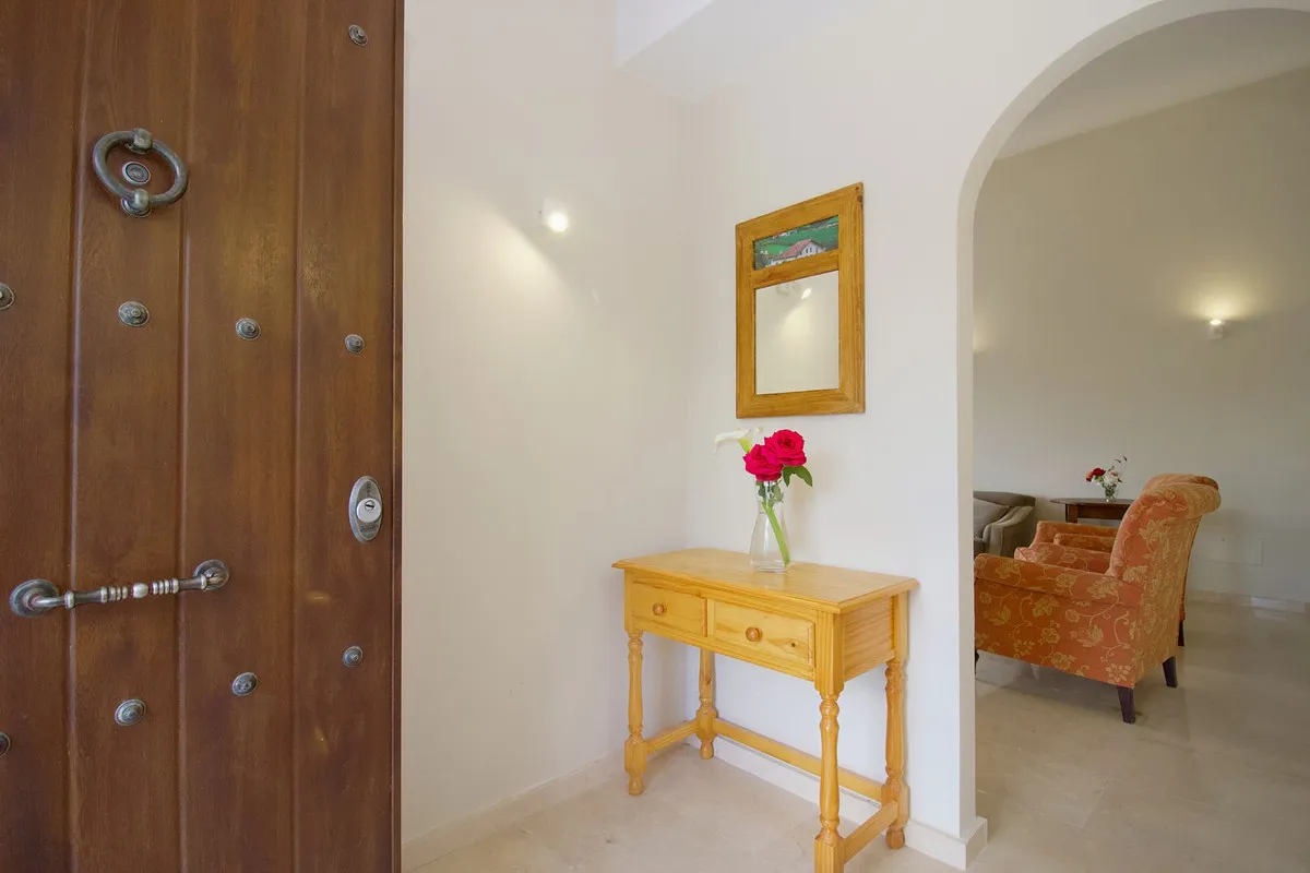 7ea0e253-b669-40ff-88bc-77988d434d2e