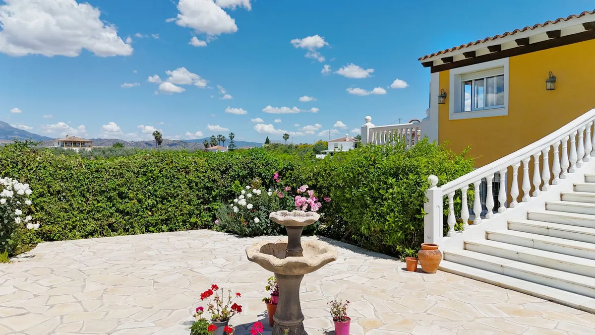 97f93b12-c1c8-4994-b442-bc513bfe9113