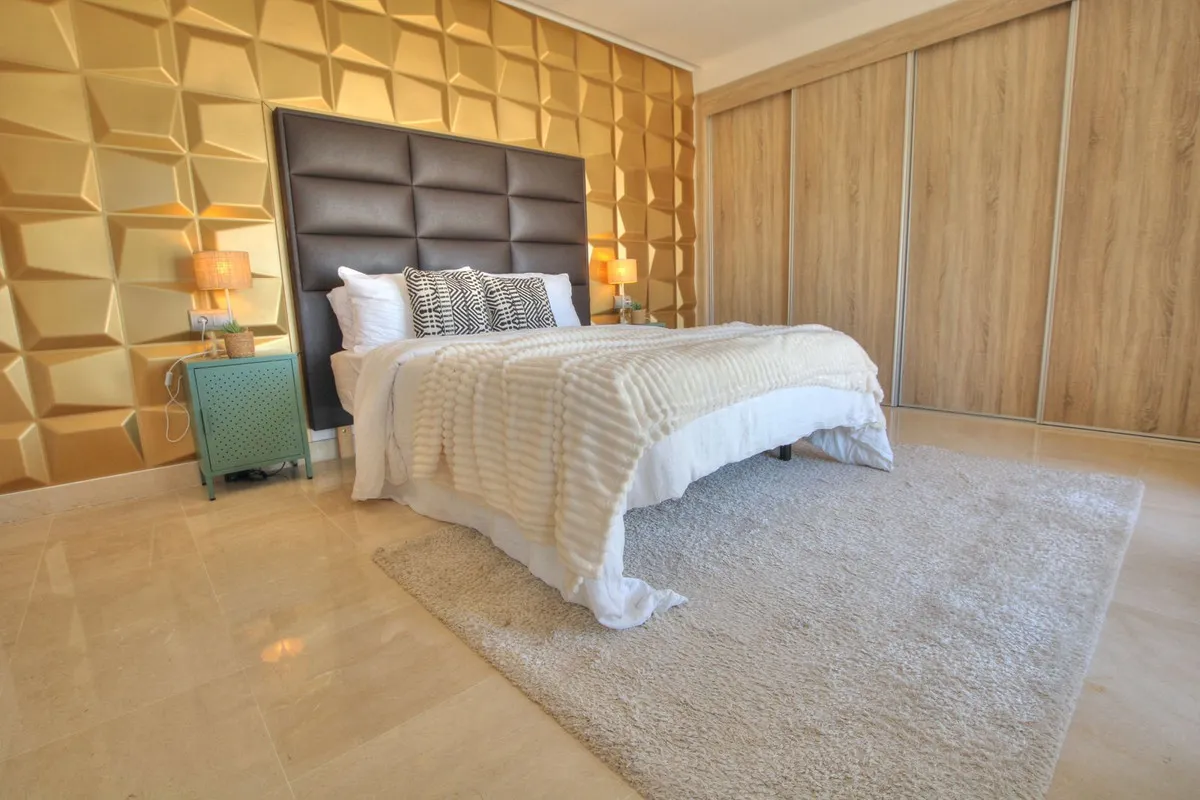 2e6f3d38-42ff-42a4-9211-8ae9ecf6d6bd