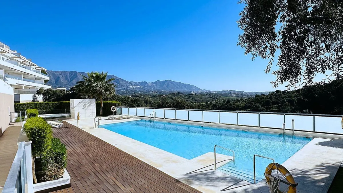 7326a6c6-fe42-421c-9d07-0559268562c8