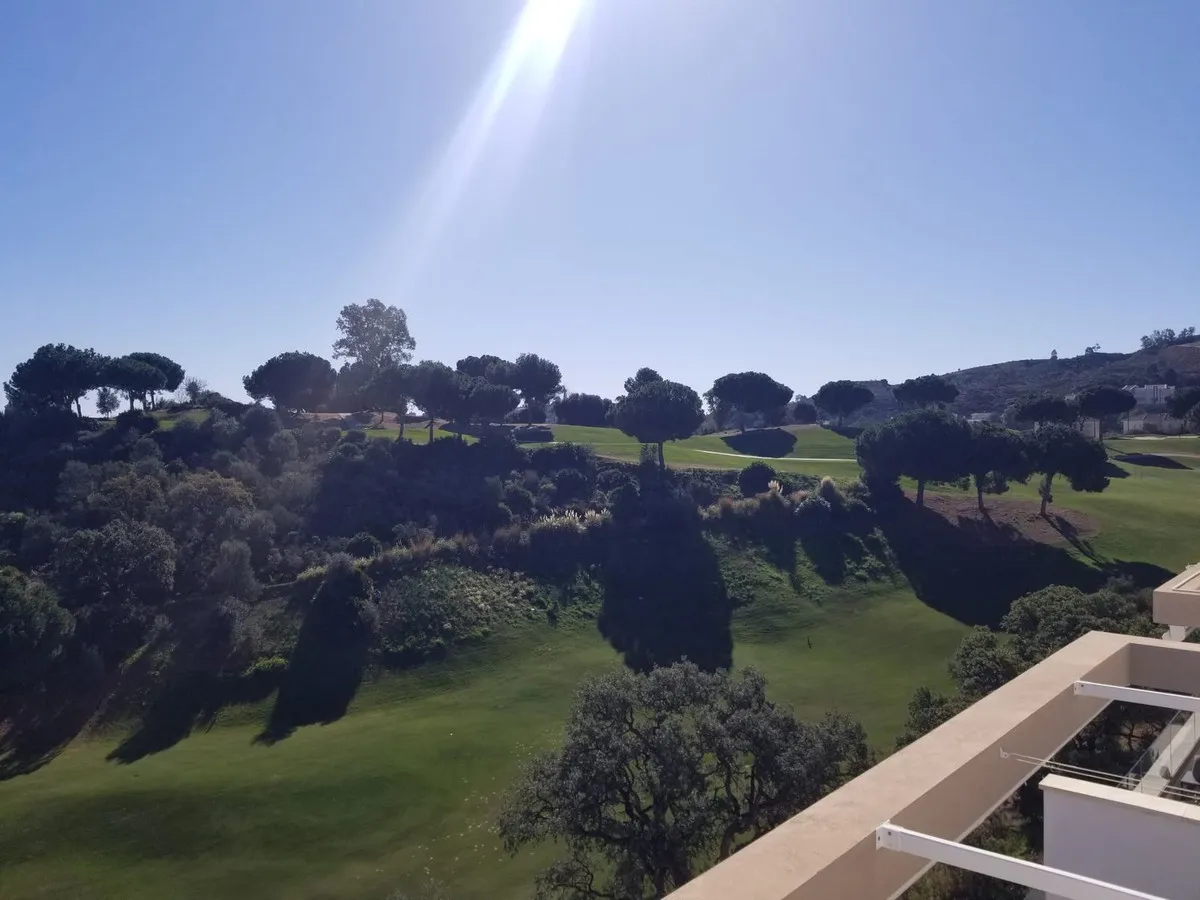 78a200d6-8de8-451d-8925-1a86839c8b17