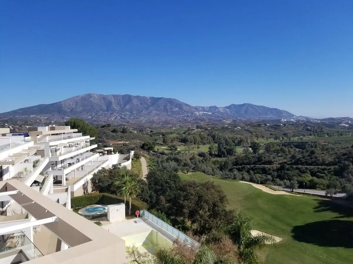 9b23d552-2529-4934-9aae-be8846e194b1