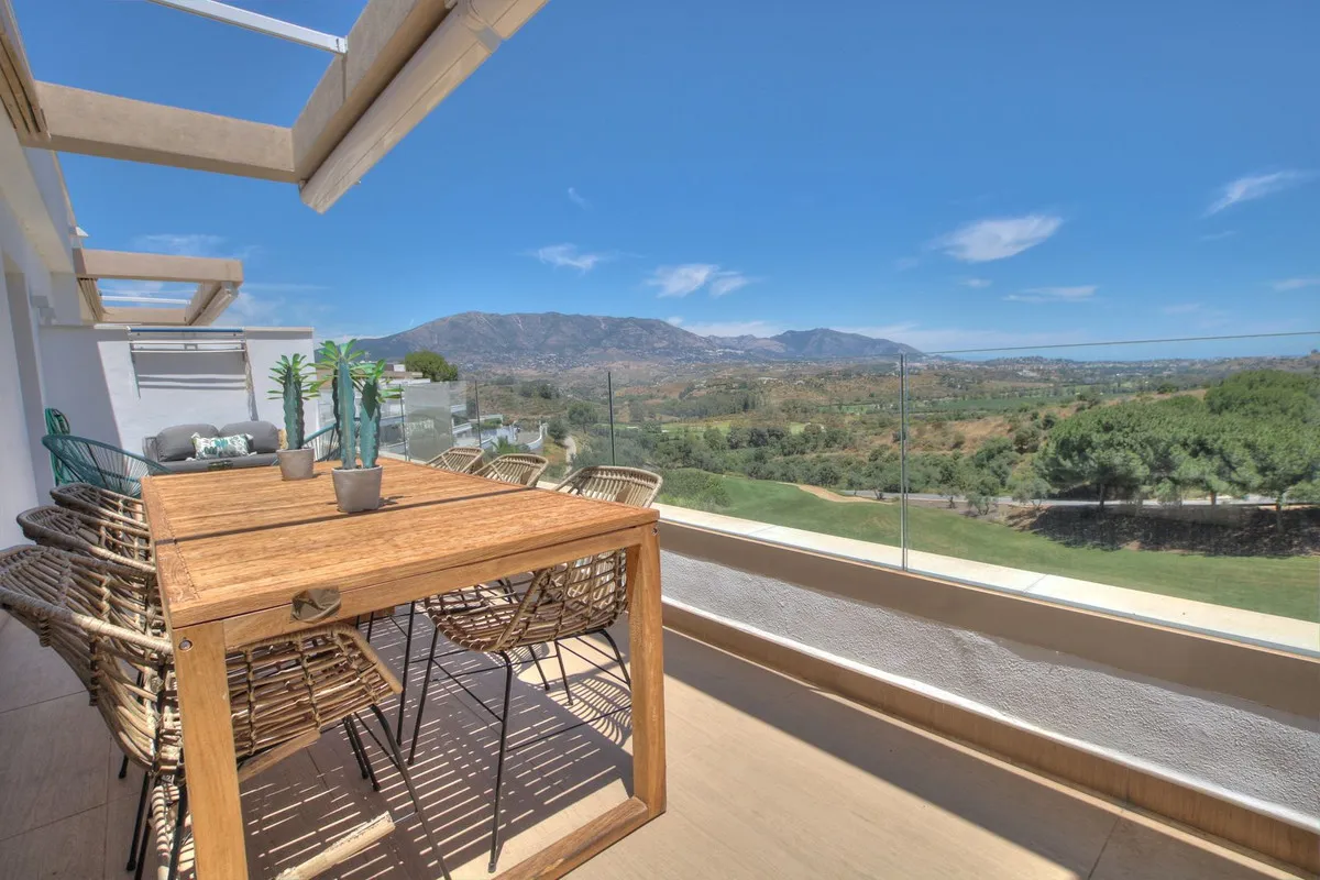 b61e89f2-b387-4ba4-93d8-5af18b796b2f