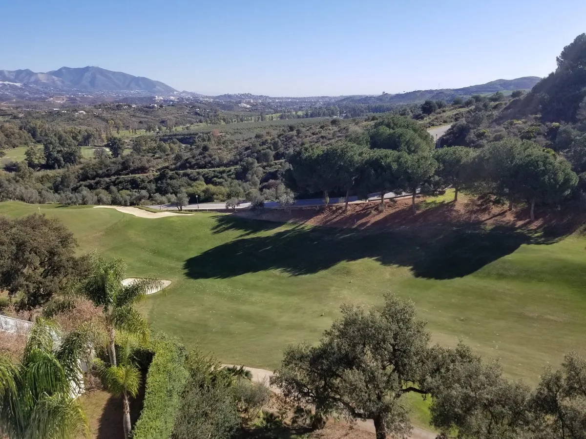 d636f4c4-b2b1-42e4-86d2-2f9a4f2851c5