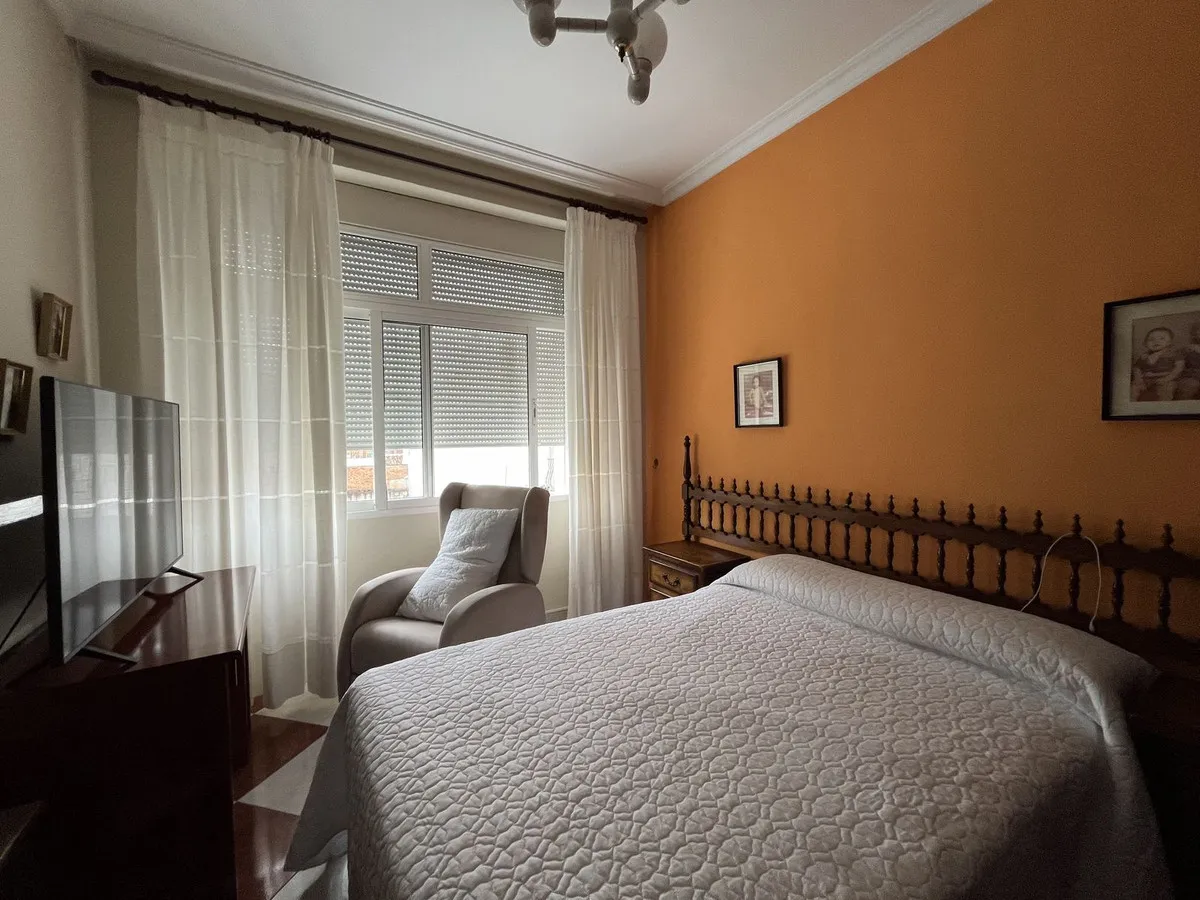 1406a8d8-d821-43ca-b786-dc726b44cc63