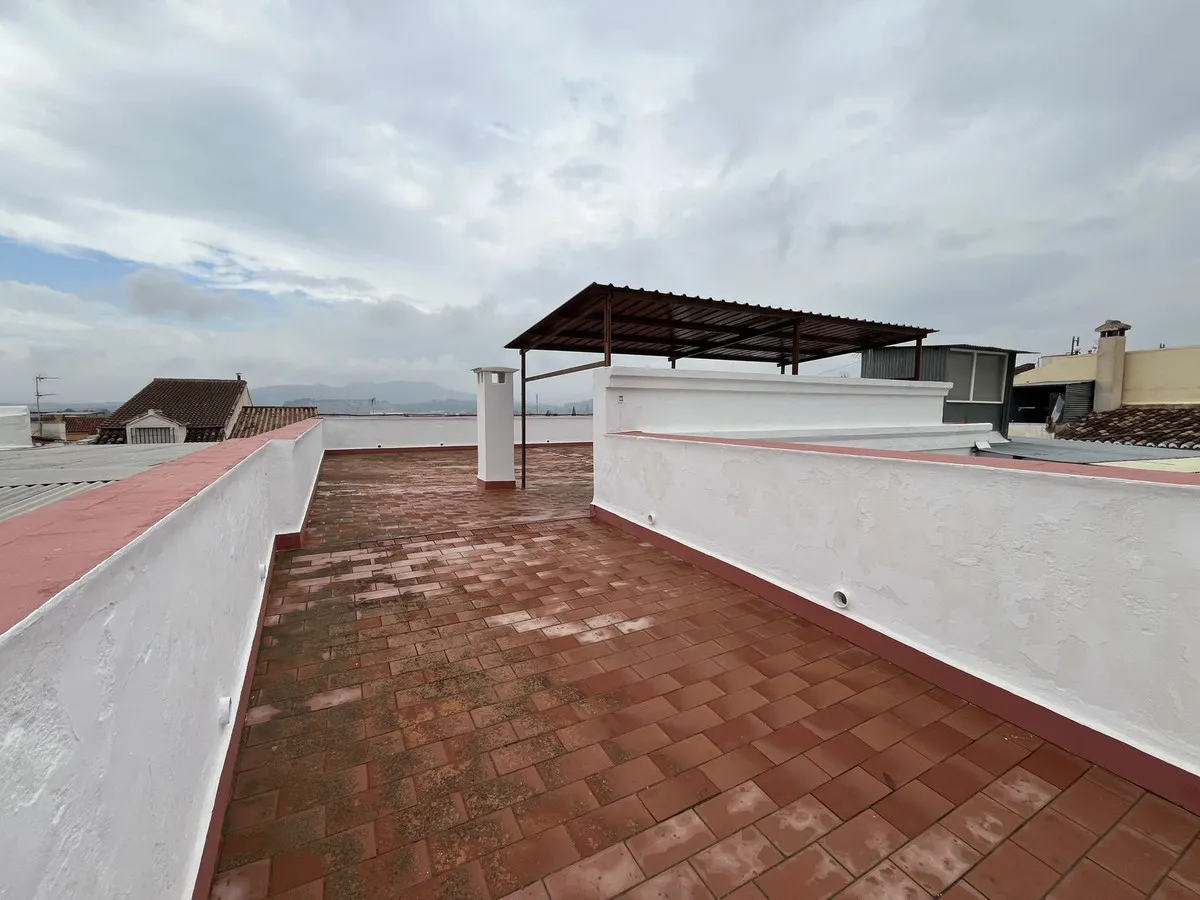 ba63f8e6-3bbd-408a-98b7-4d731fd5605a