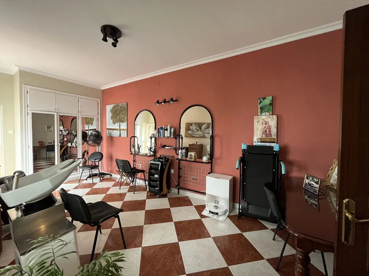 e90de00d-d612-4b2b-82e3-74964299f1b2