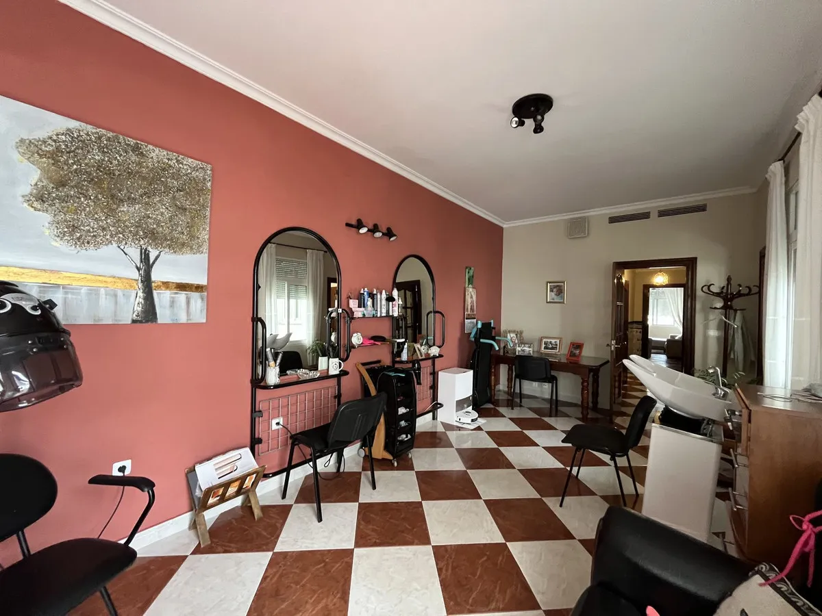 edff02a3-6c8d-44f5-9824-4fb768c0b8fd