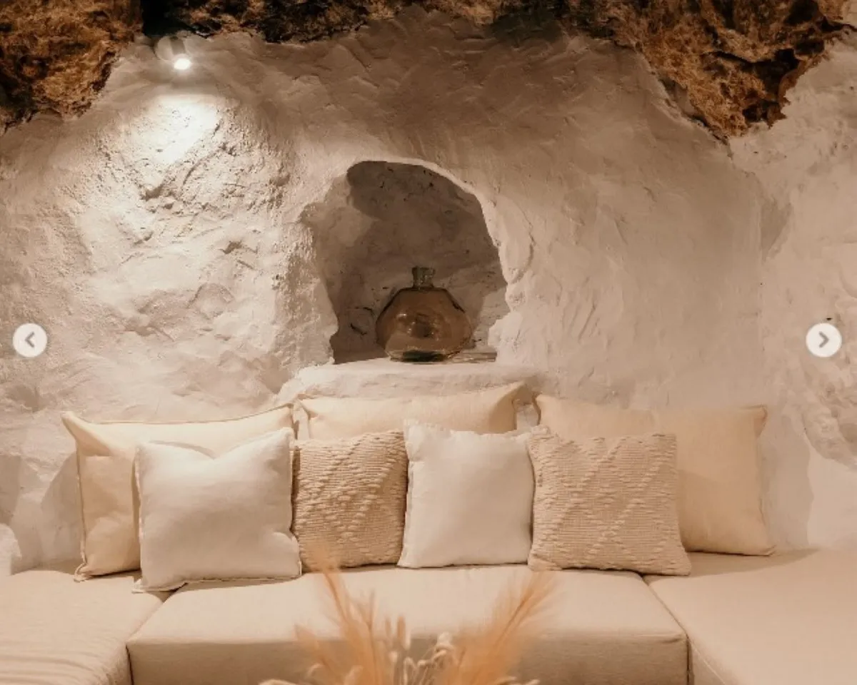 32ca3f5d-d8b0-4a6c-aeea-ab97887663b8