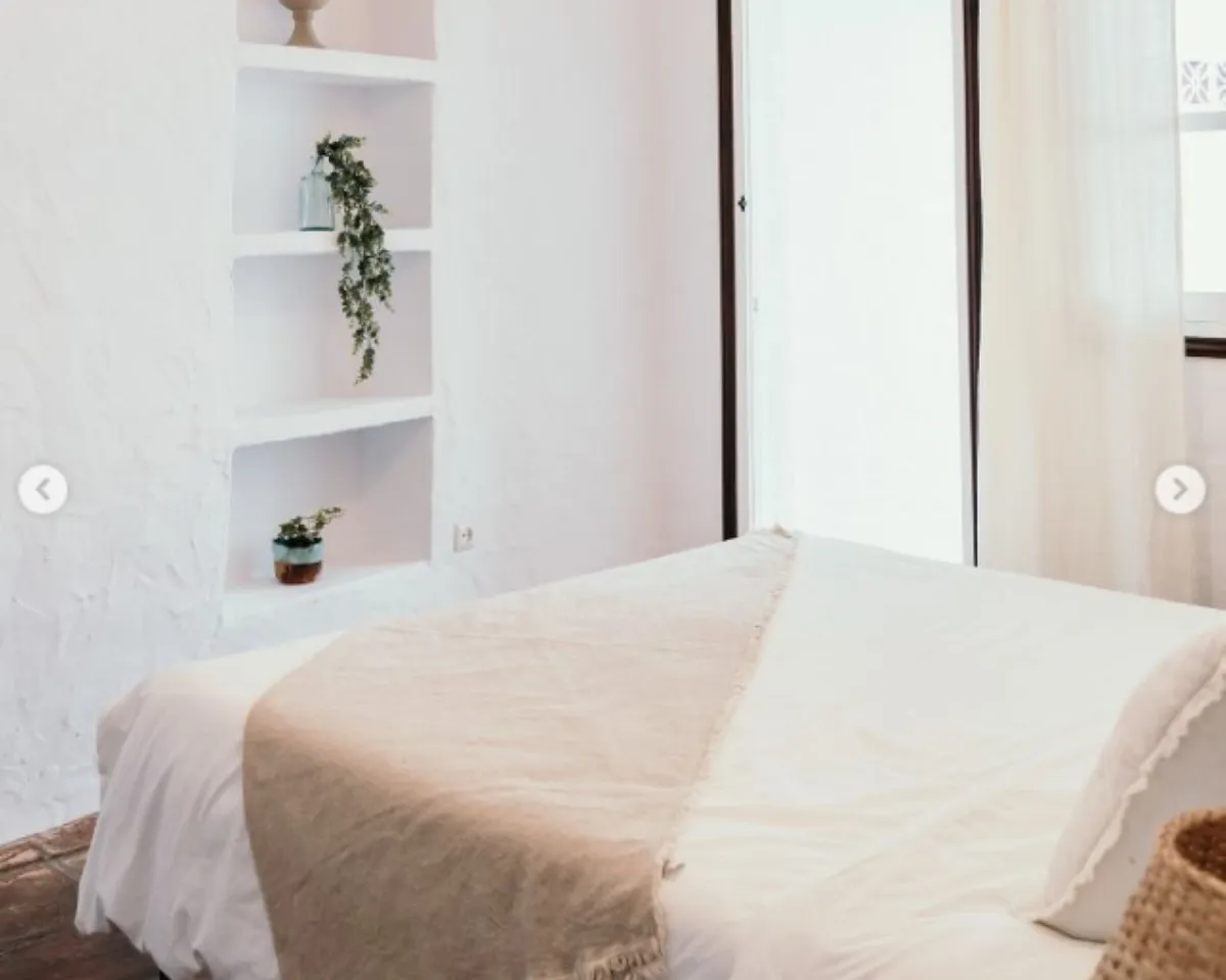 ae471896-9185-4163-a6dc-cf28b1178231