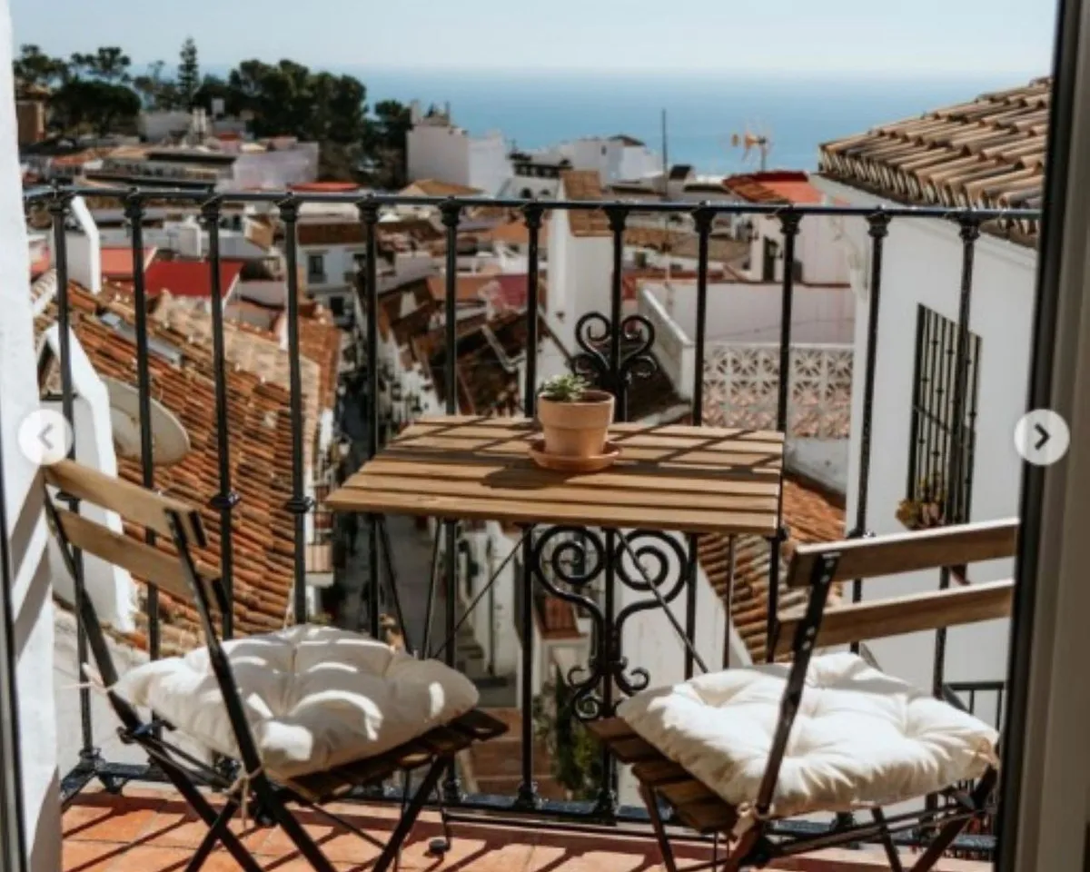 e0fddb9a-06a7-47d6-82f5-21eff18c1bda