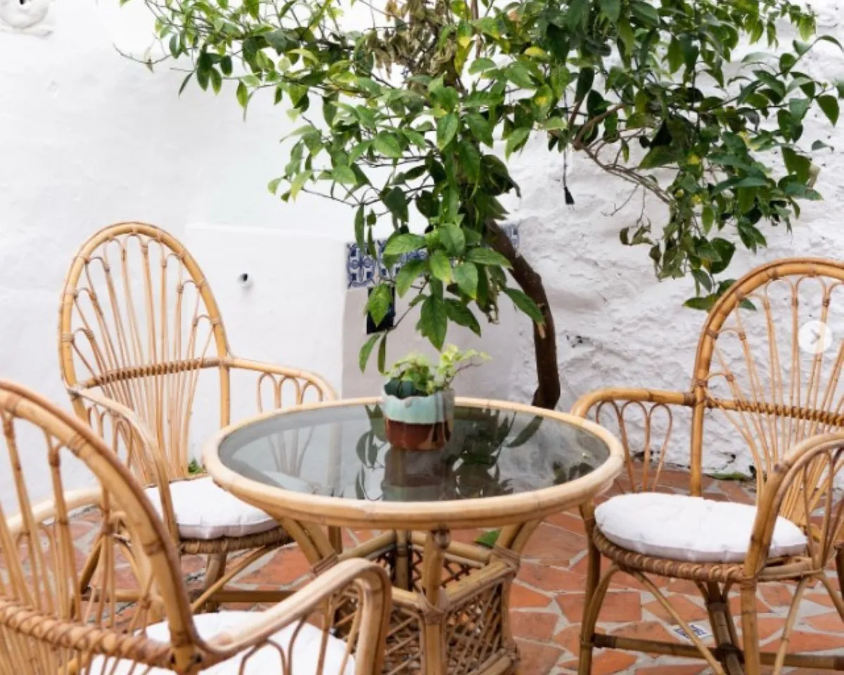 f7d69e94-af5e-40cb-be6f-6e04b2251ef2