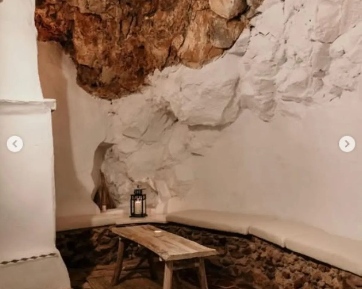 f85cebca-c3b9-440f-8ed1-319247434dc0