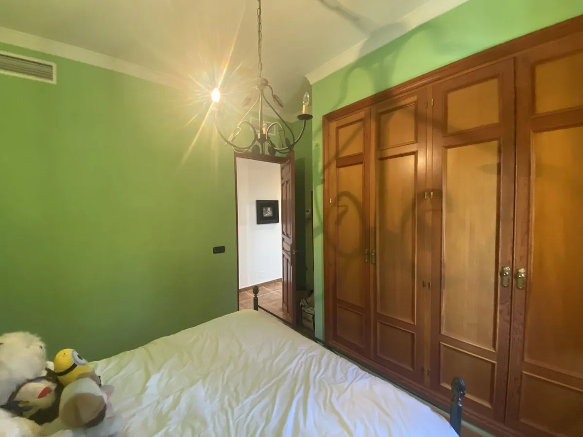 78dc6a46-1aa5-4033-9b93-1bacca7d15f1