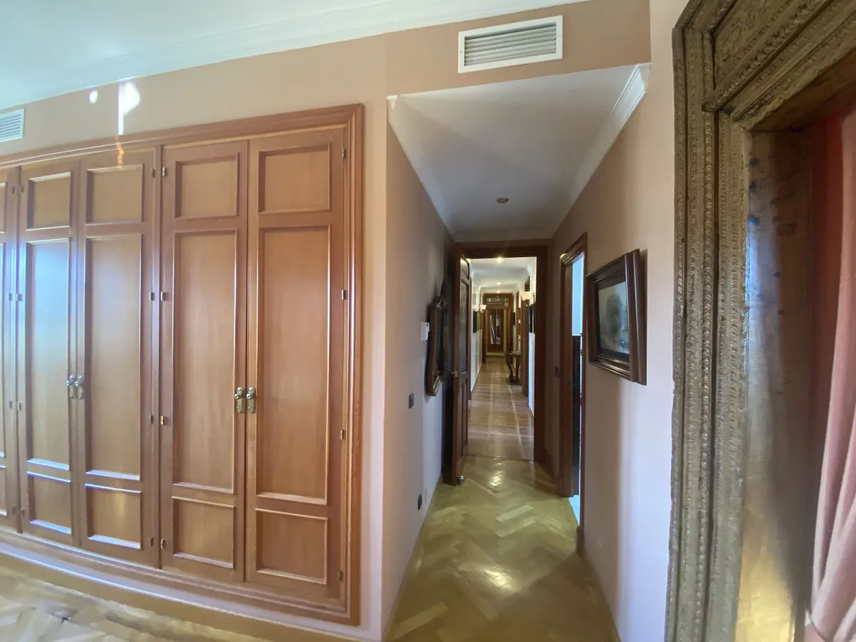 a98259f8-697c-45d1-8ed5-3640b562c283