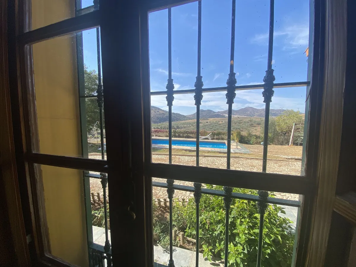 b191156b-e7e5-430a-a4f7-2ea04bdc2527