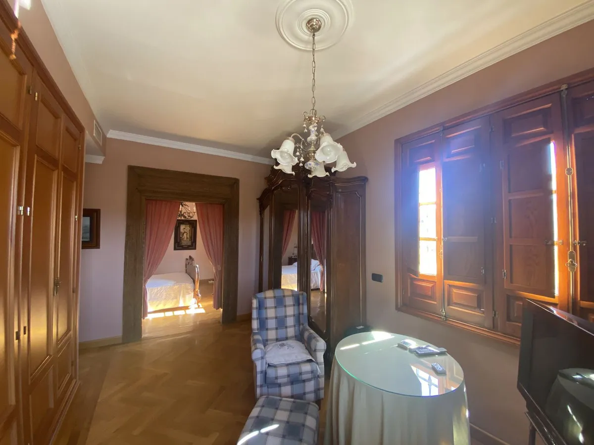 bec3e4b5-28cc-408c-9012-1f88b1ed9b45