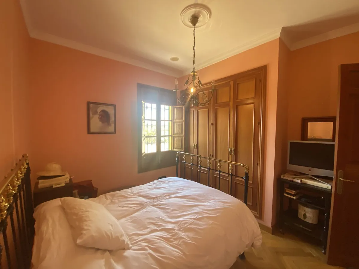 d6494ce6-2313-481b-b612-3e3ce258512e