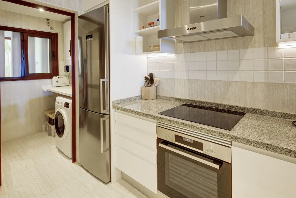 71458502-6c52-468d-8ce1-e5f0de418aac