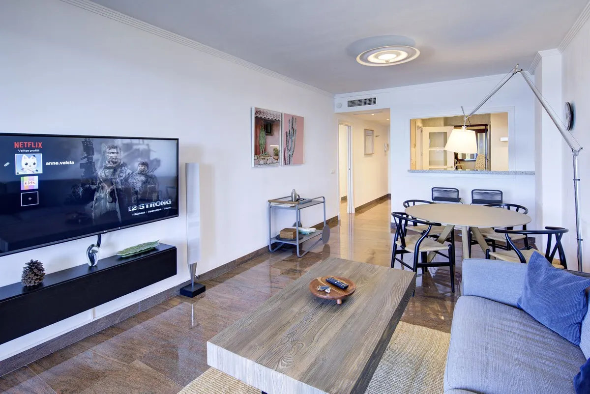 85bc0576-0a8f-4608-86e4-aa3af2a3b24c