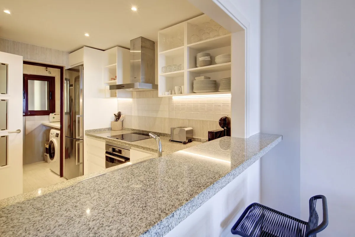 c3cad8ab-64c1-409c-ab98-8376c7b62065