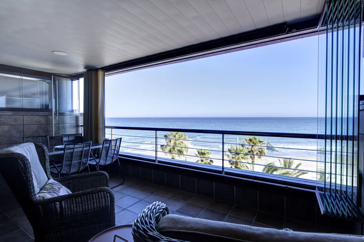 edc1bfca-f7e4-4624-aeda-5ccffcf46725