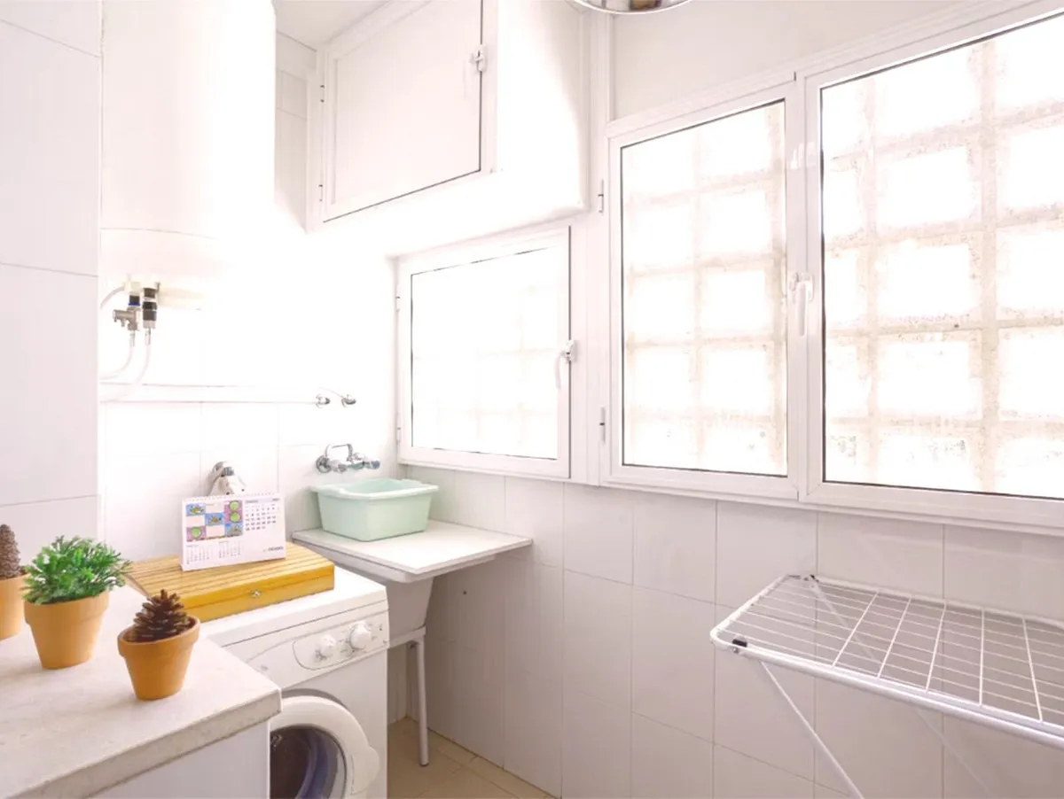 5ff0c980-9e96-4279-9adb-fa0be6befd95