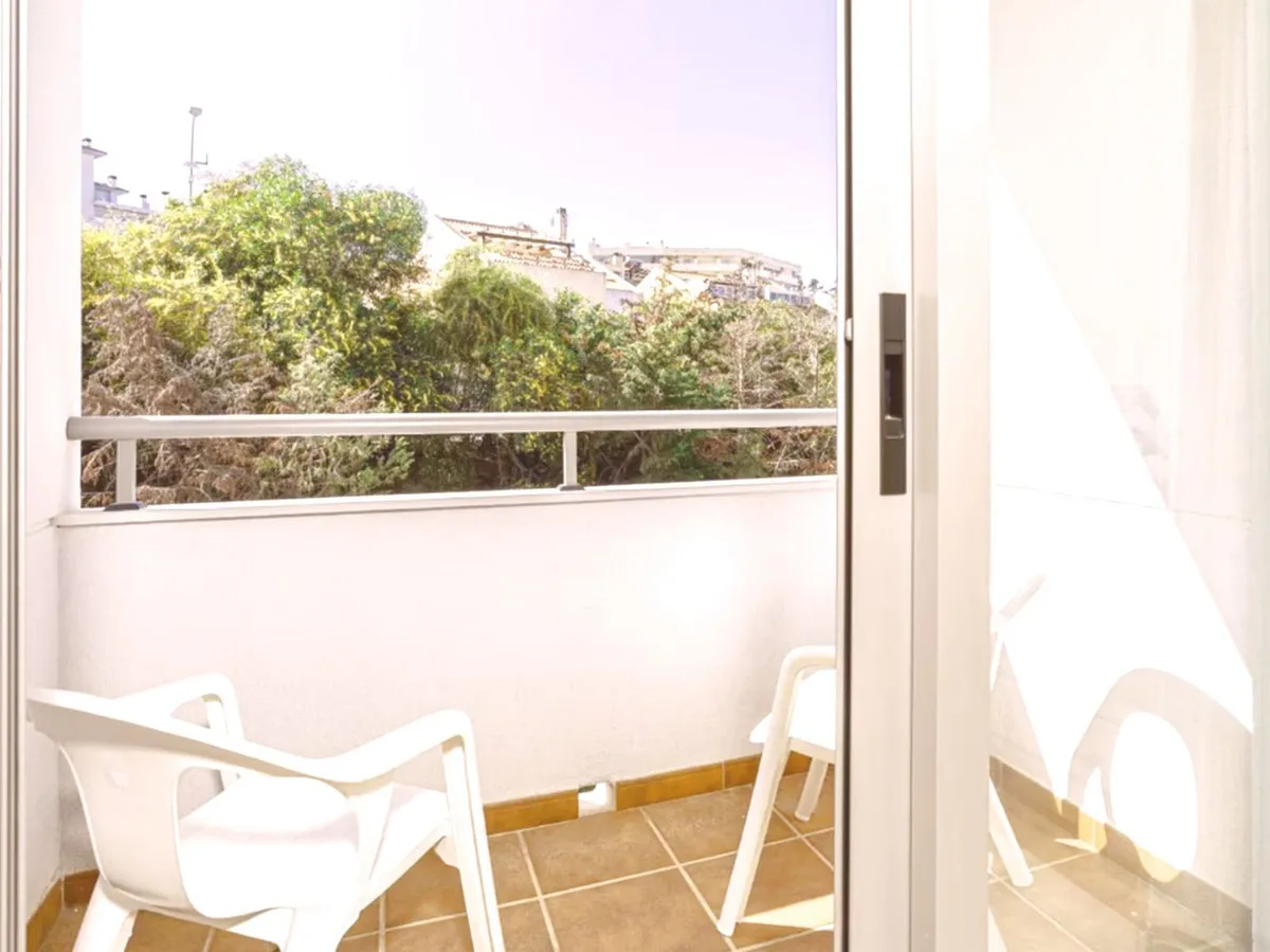 8093199d-9c9a-431a-afb6-5bfcedc0de93