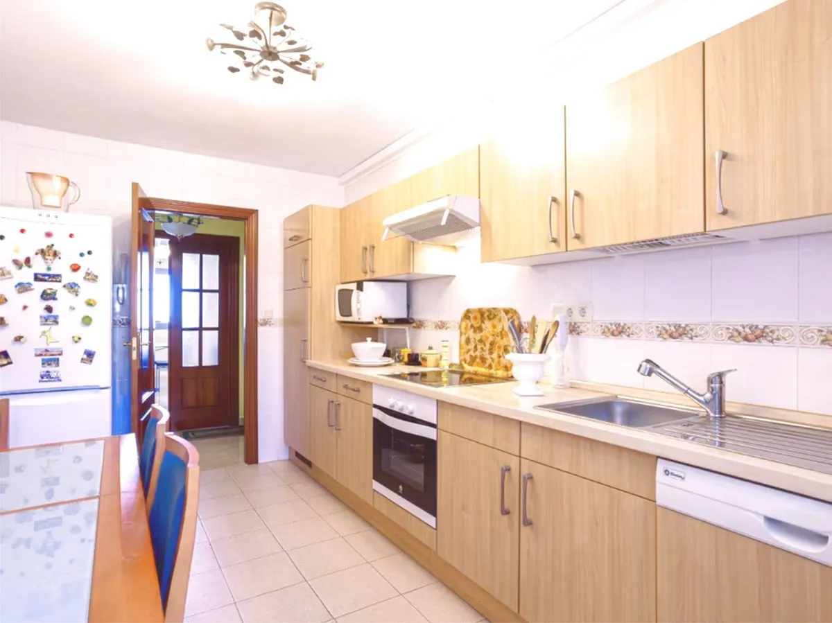 fcb81268-70b7-42b3-a7ab-5e3c3eafd6ca