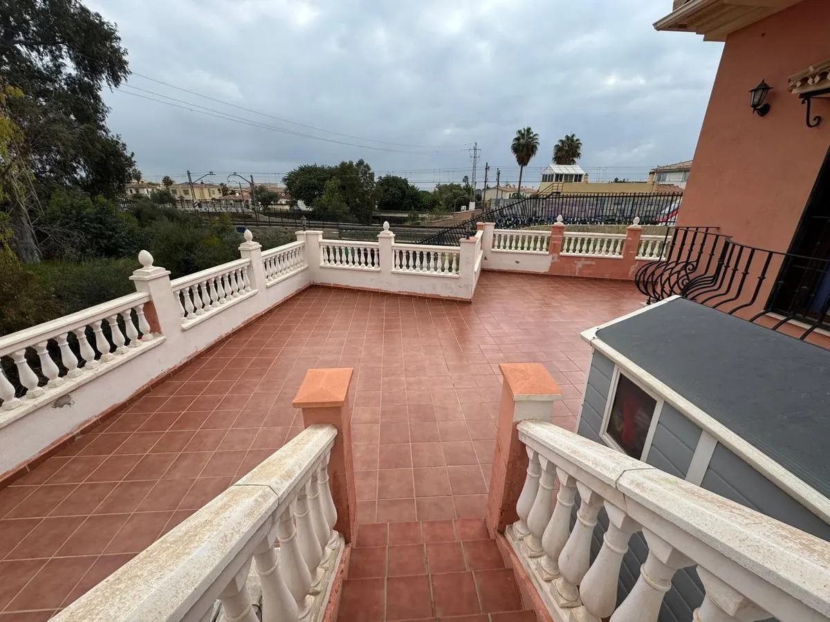 c4b53030-d994-4923-8068-b2a7710aa2c3