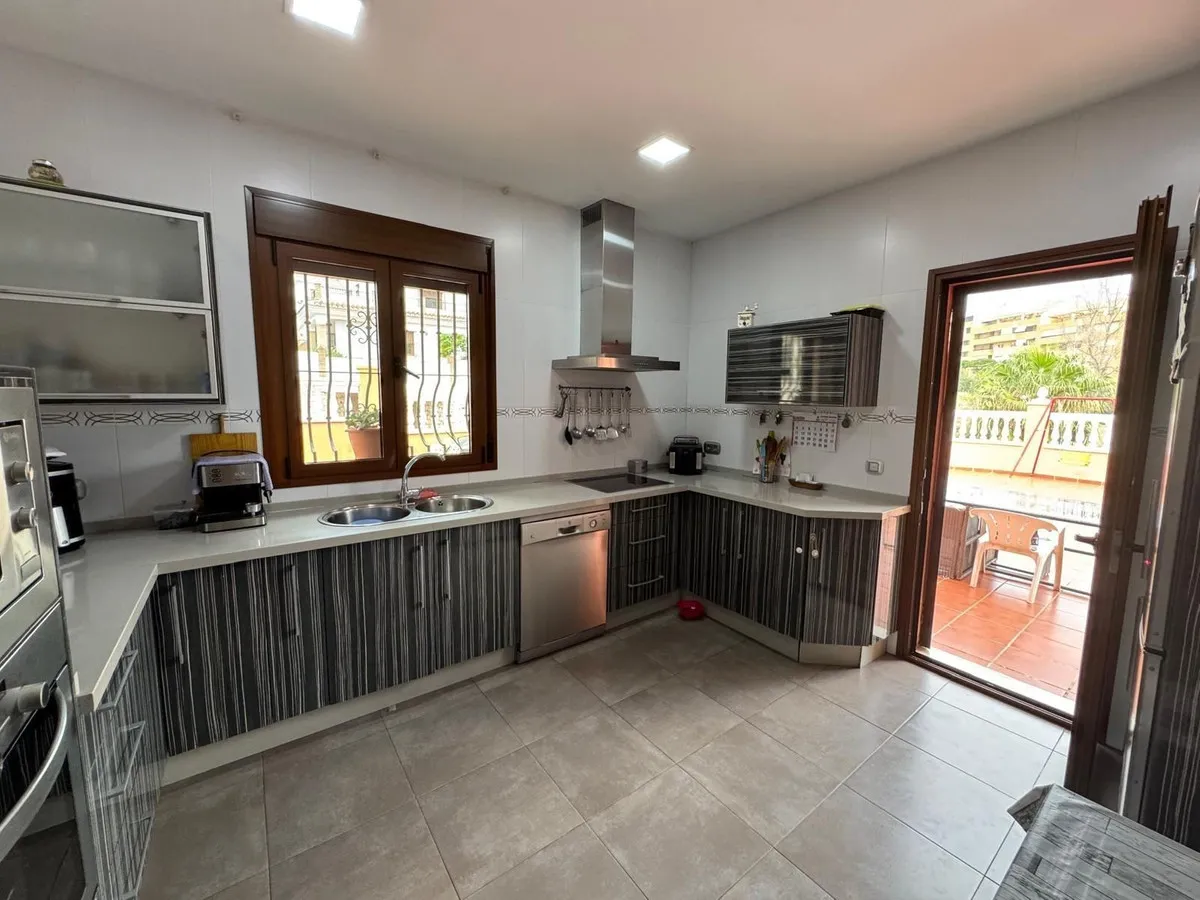 eec3d06b-3591-4971-b5df-d9a5fbc62190