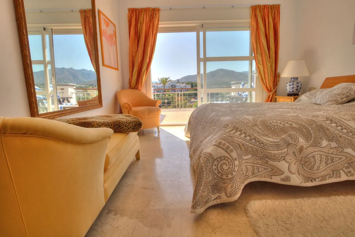 21dbdf2e-2e4a-44e1-af13-6c558013492c