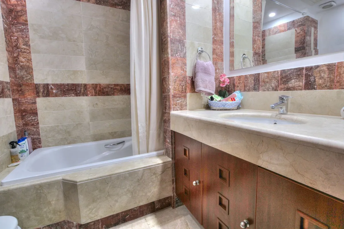 dd9d4710-adae-459a-8856-3cdf0659e947