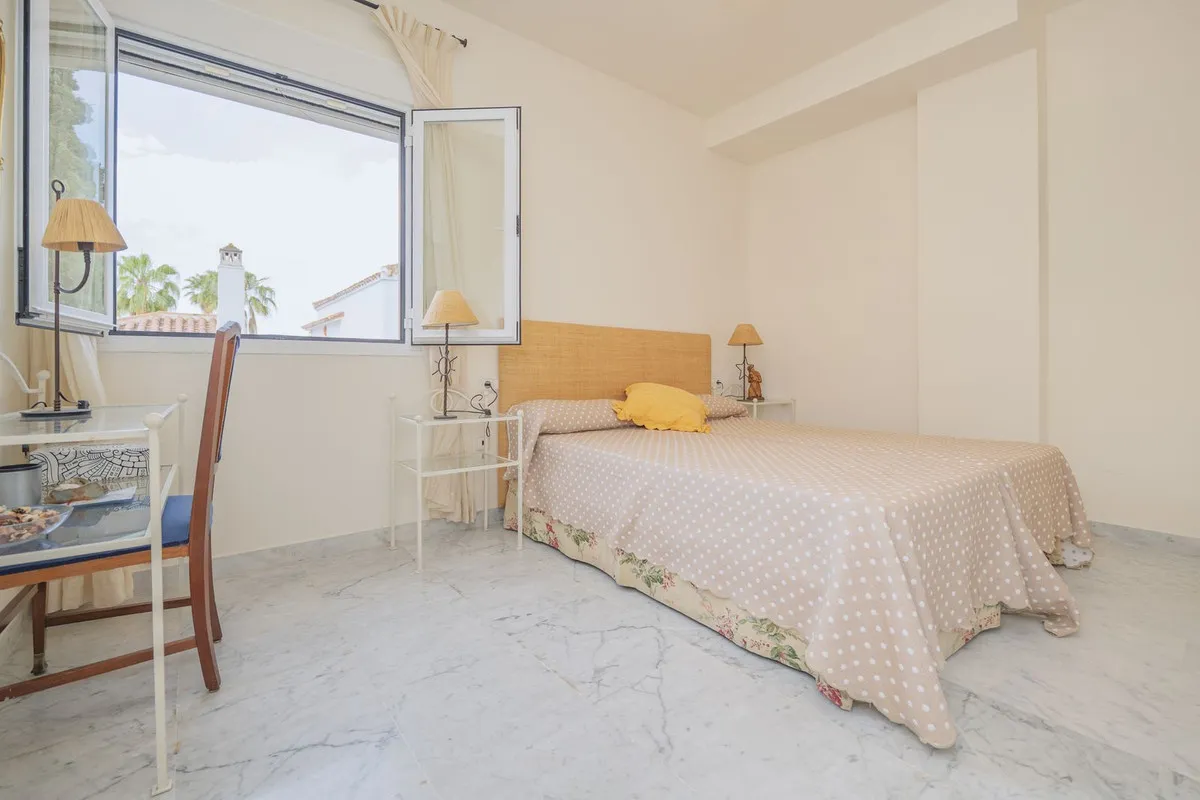 145124c9-d9a3-4ec6-88fa-2b3b2809257c