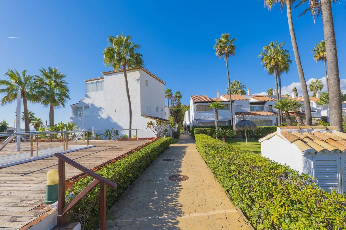 b9e6aaca-d2d9-4b81-afb1-552df4524ef6